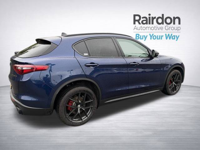 Used 2019 Montecarlo Blue Metallic Alfa Romeo Ti Sport image 7