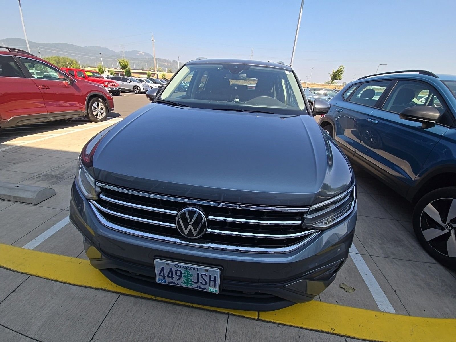 Used 2024 Gray Volkswagen 2.0T SE image 6