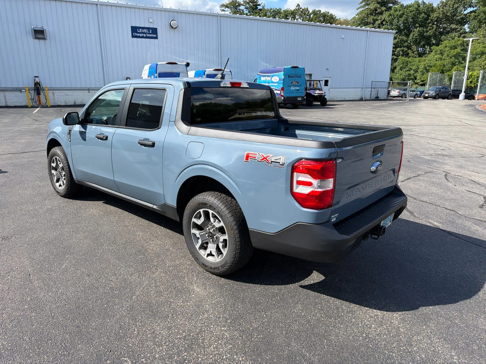 Used 2024 Azure Gray Metallic Tri-Coat Ford XLT image 9
