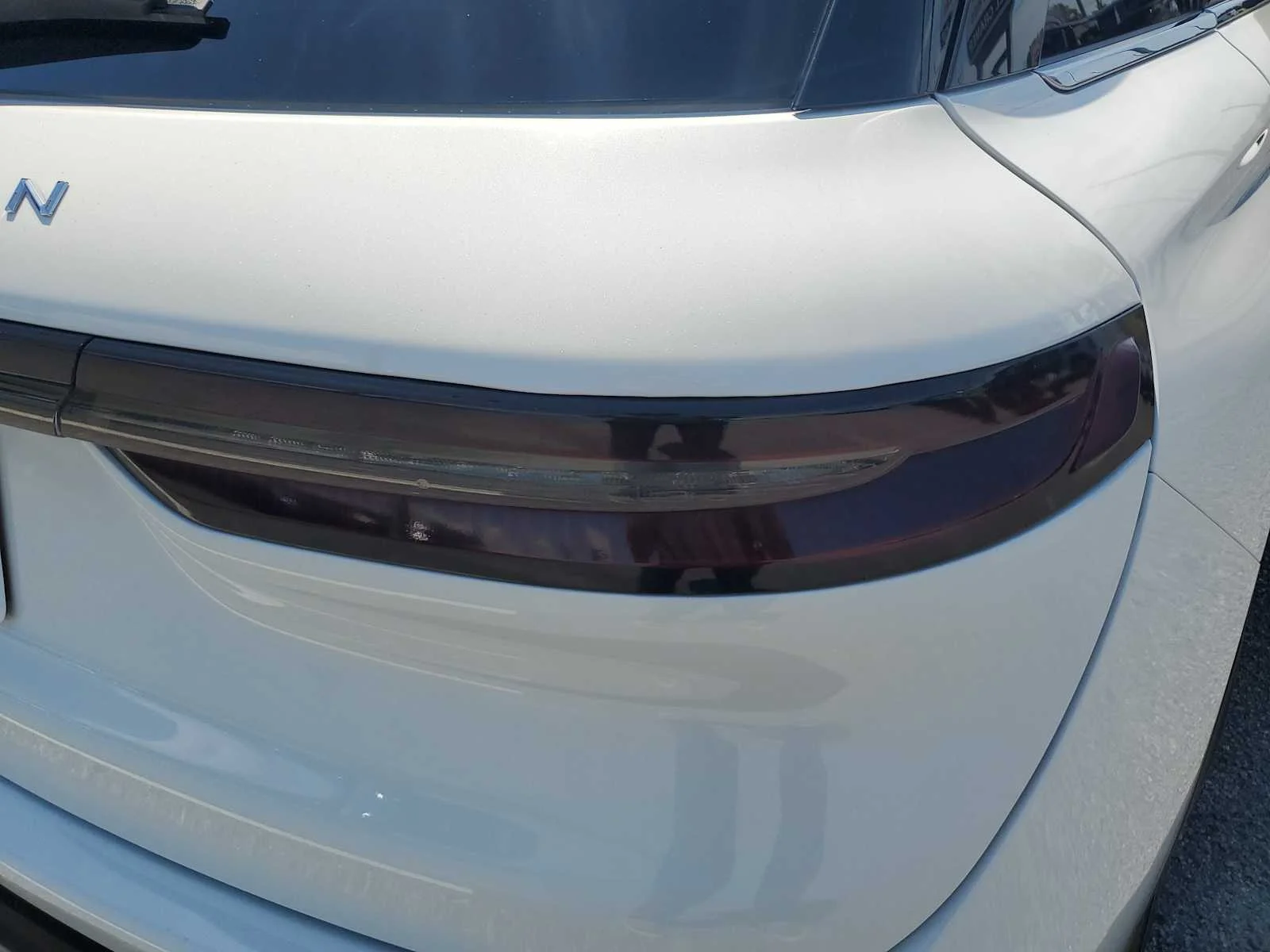 Used 2023 White Lincoln Reserve image 13