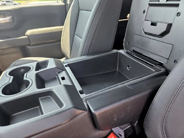 2025 GMC Sierra 3500 Chassis Cab Pro - Photo 26