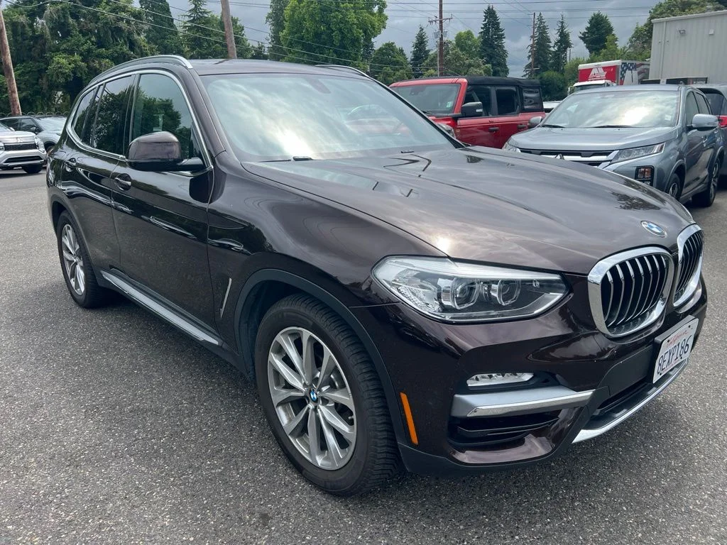 Used 2018 Brown BMW xDrive30i image 1