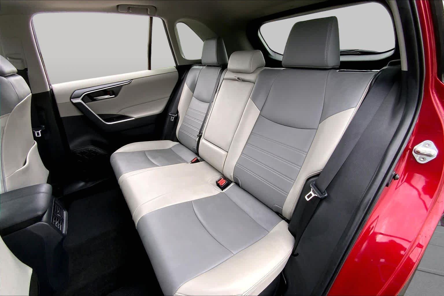 Used 2024 Ruby Flare Pearl Toyota Hybrid XLE Premium image 20