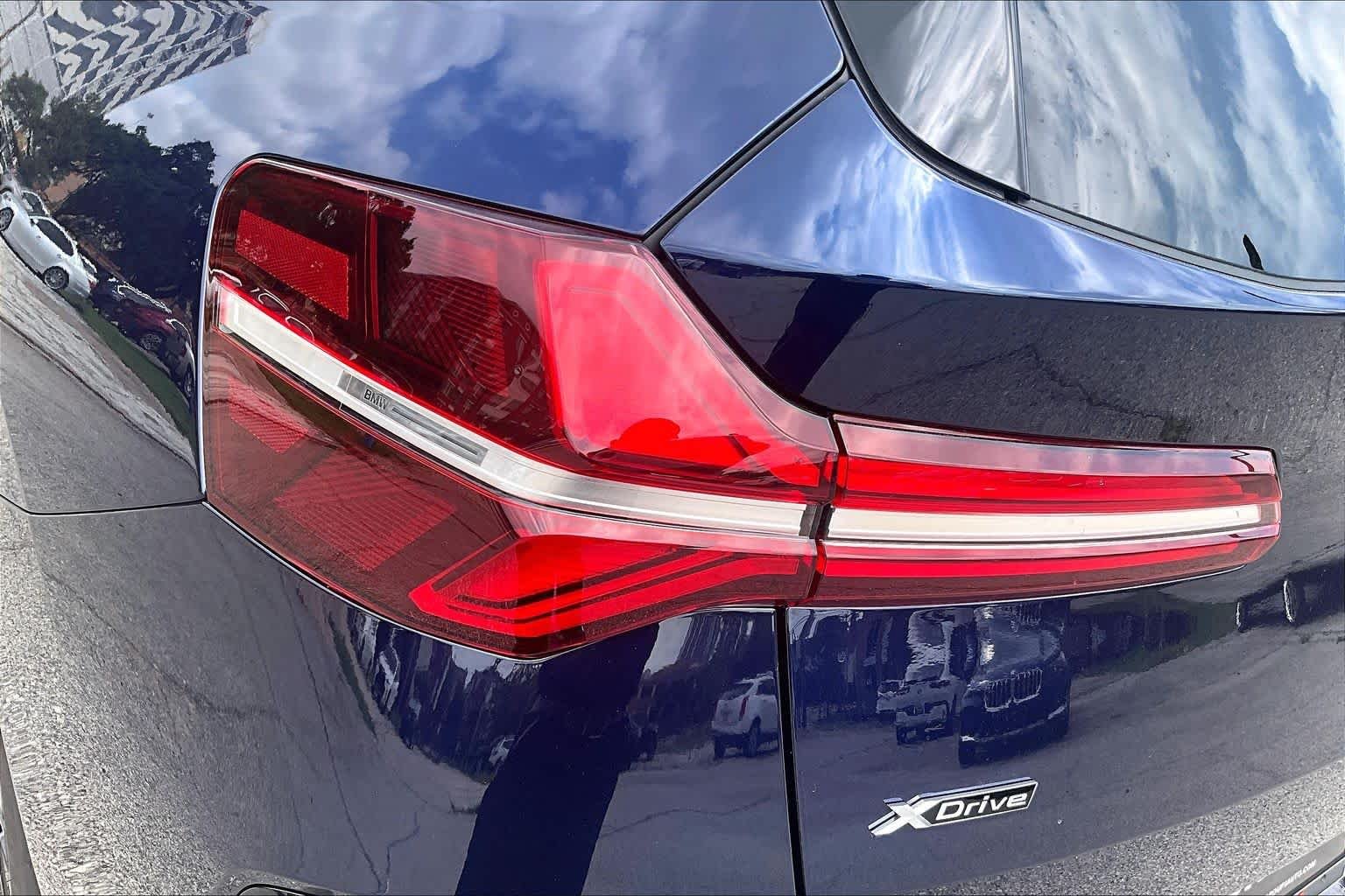 New 2026 Tanzanite Blue II Metallic BMW 30 xDrive image 27