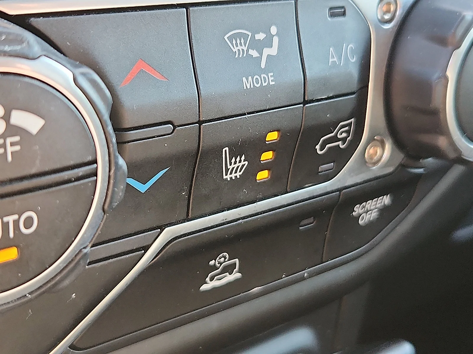 Used 2023 Gray Jeep Sahara 4xe image 25