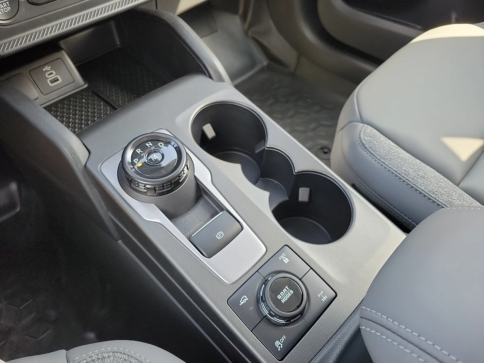 New 2026 Oxford White Ford Badlands&reg; image 18