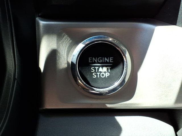 Used 2023 Stone Gray Metallic Ford XLT image 27