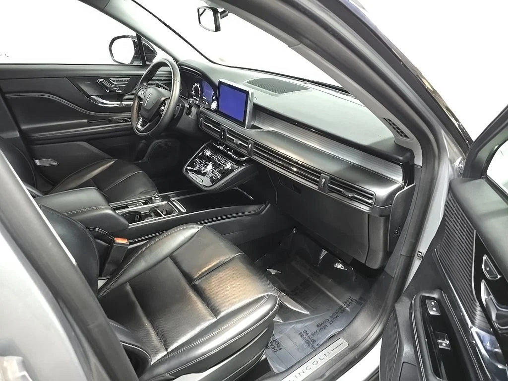 Used 2022 Radiance Metallic Lincoln Standard image 20