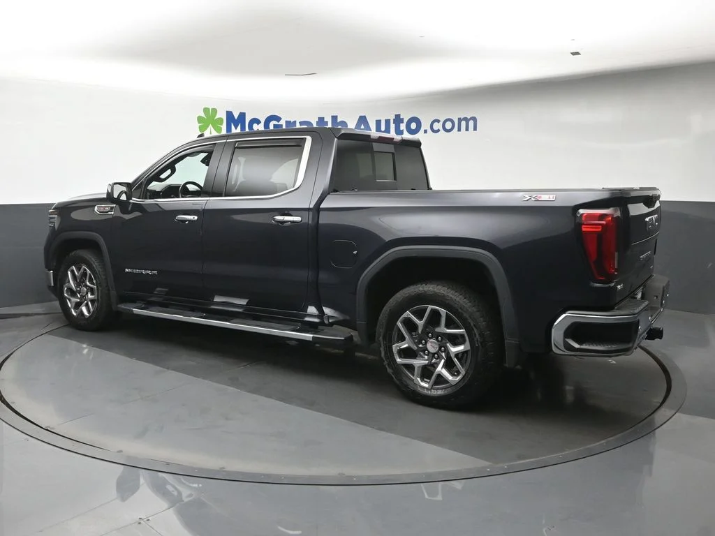 Used 2023 Silver GMC SLT image 26
