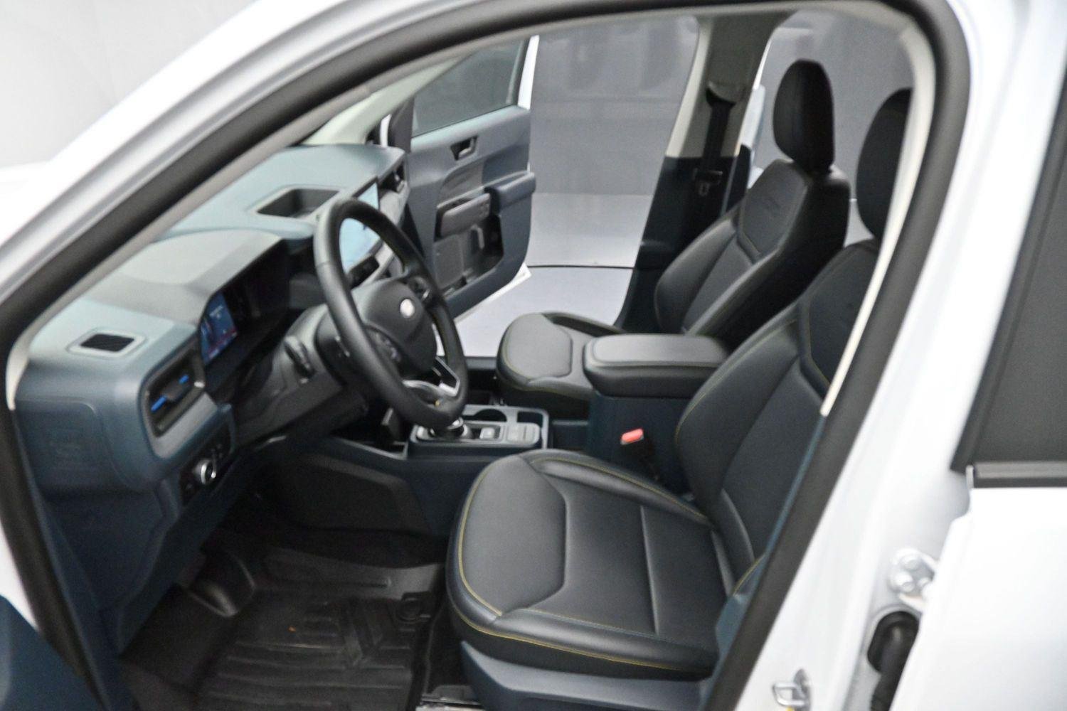 Used 2025 Oxford White Ford Lobo Standard image 12