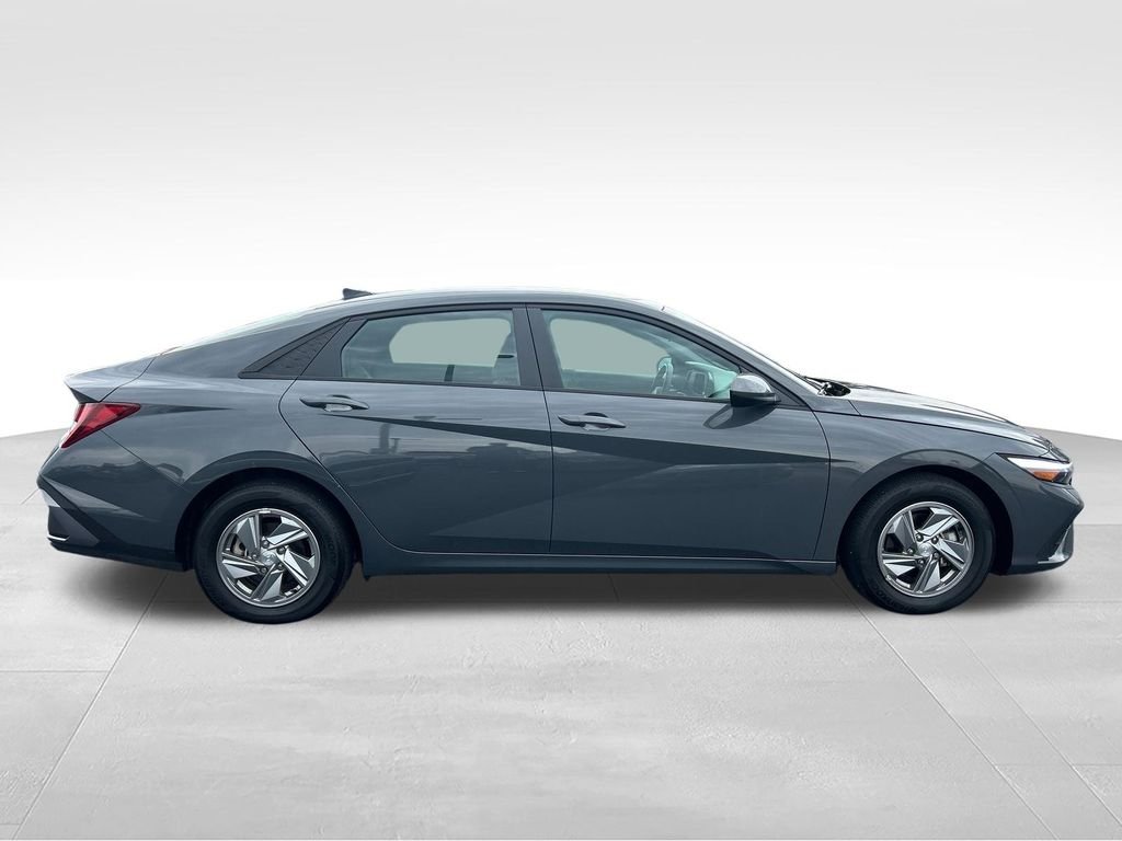 Used 2024 Gray Hyundai SE image 7