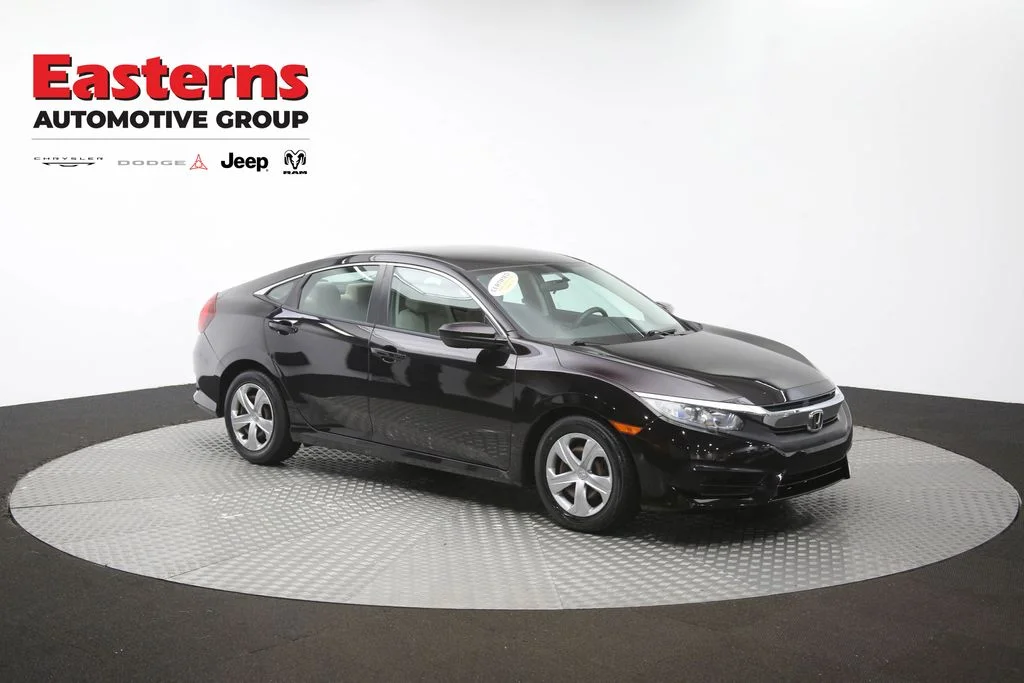 Used 2018 Black Honda LX image 46