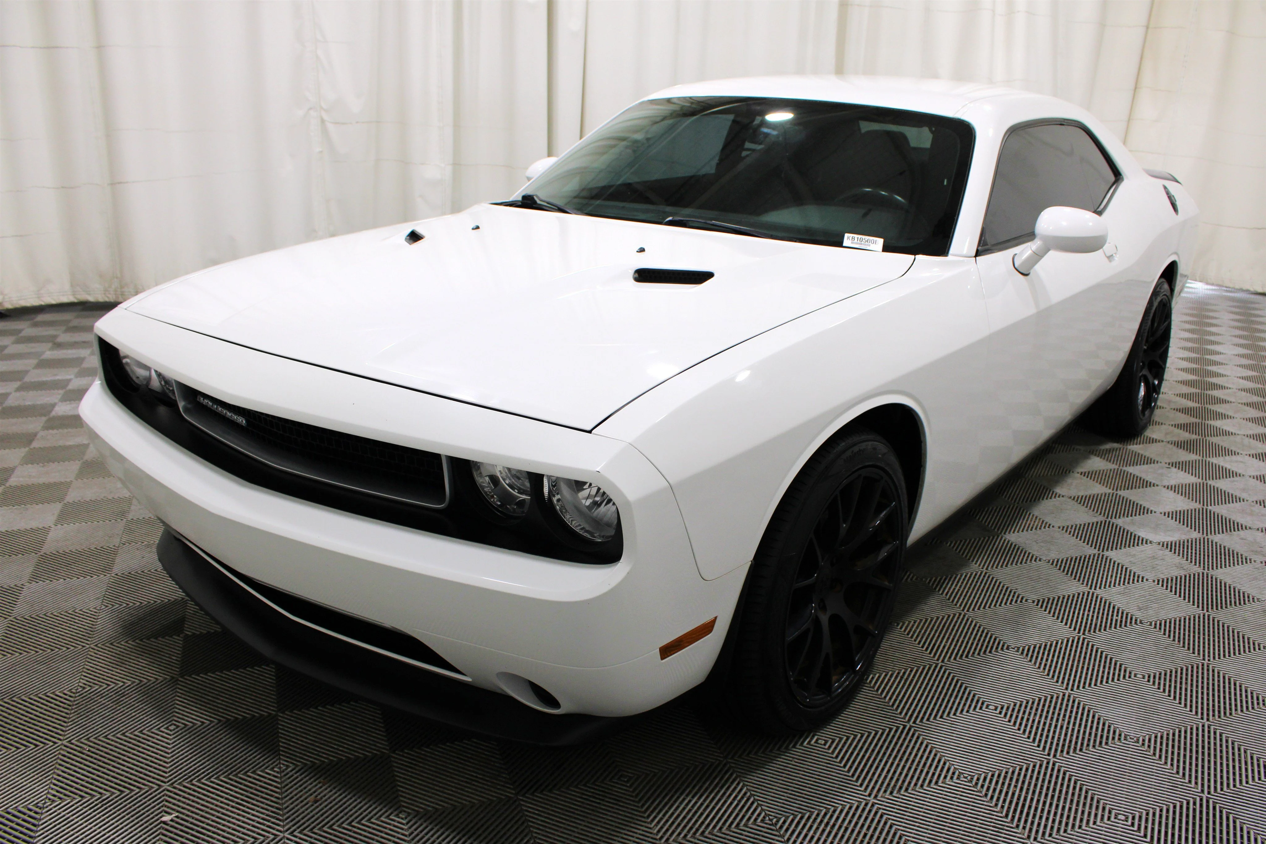 2014 Dodge Challenger SXT - Photo 26