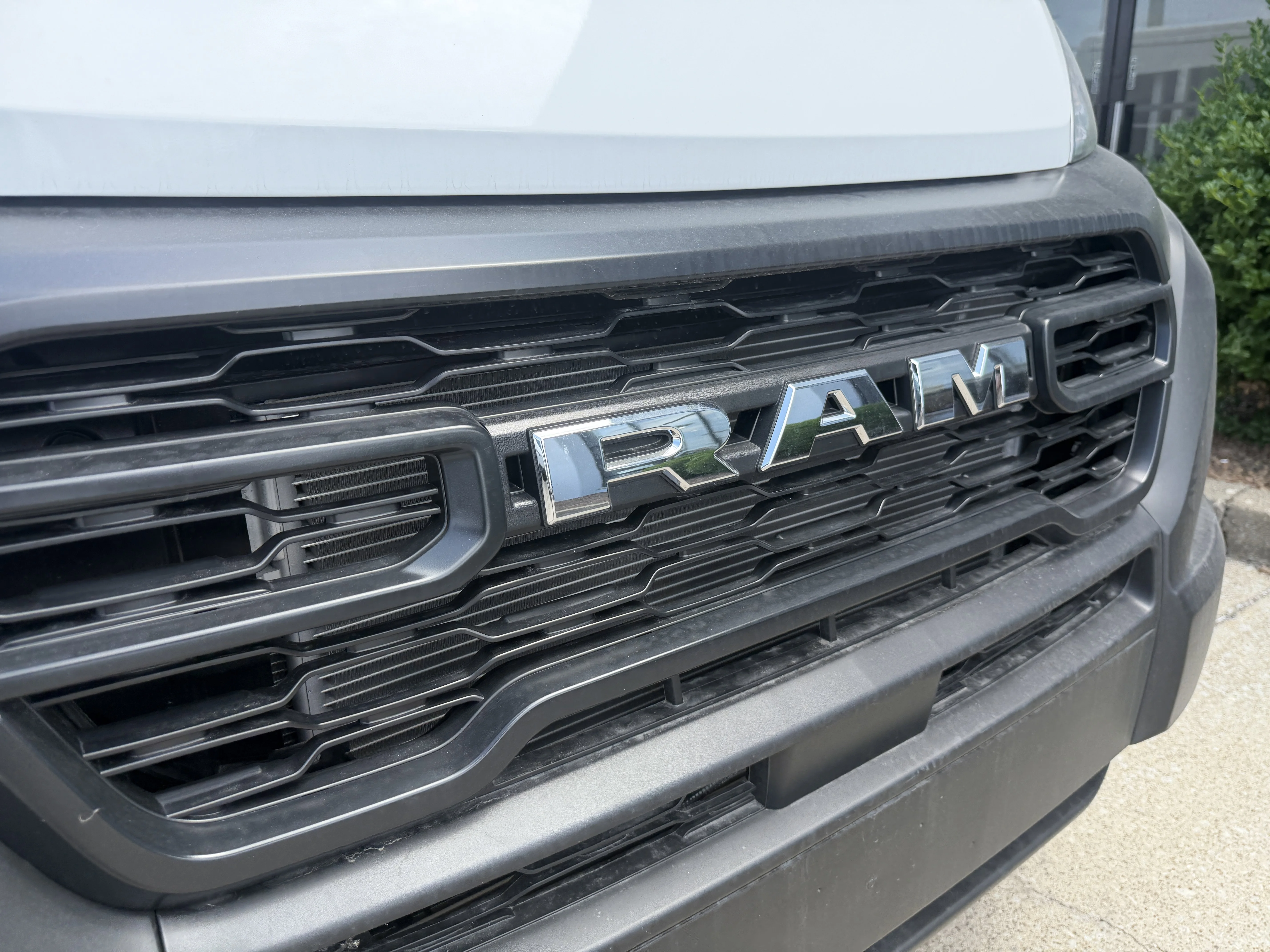 New 2026 Bright White Clear-Coat Exterior Paint RAM Tradesman image 17