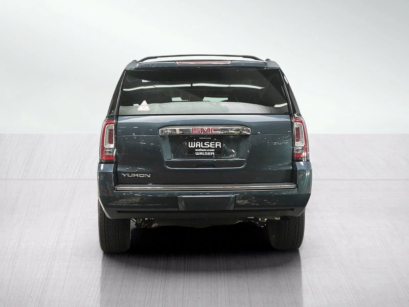 Used 2020 DARK SKY METALLIC GMC Denali image 4