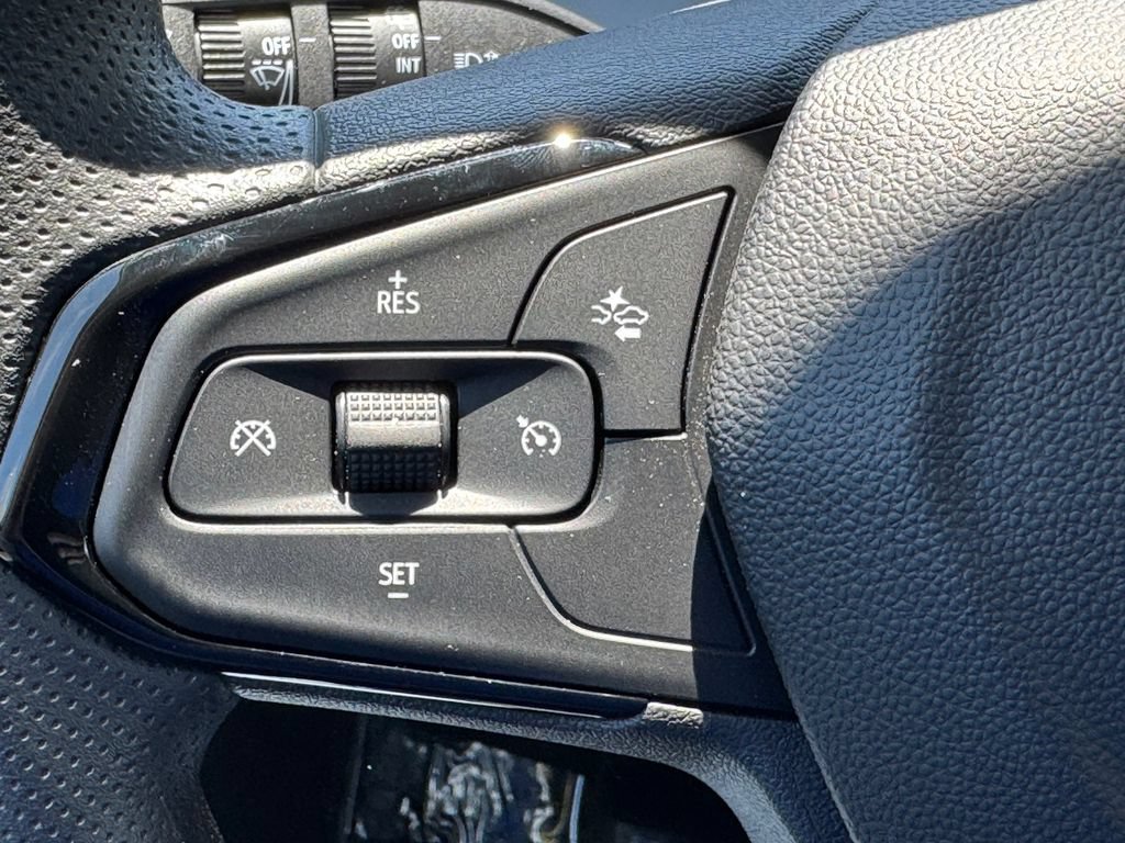 New 2027 Marina Blue Metallic Chevrolet LT image 19