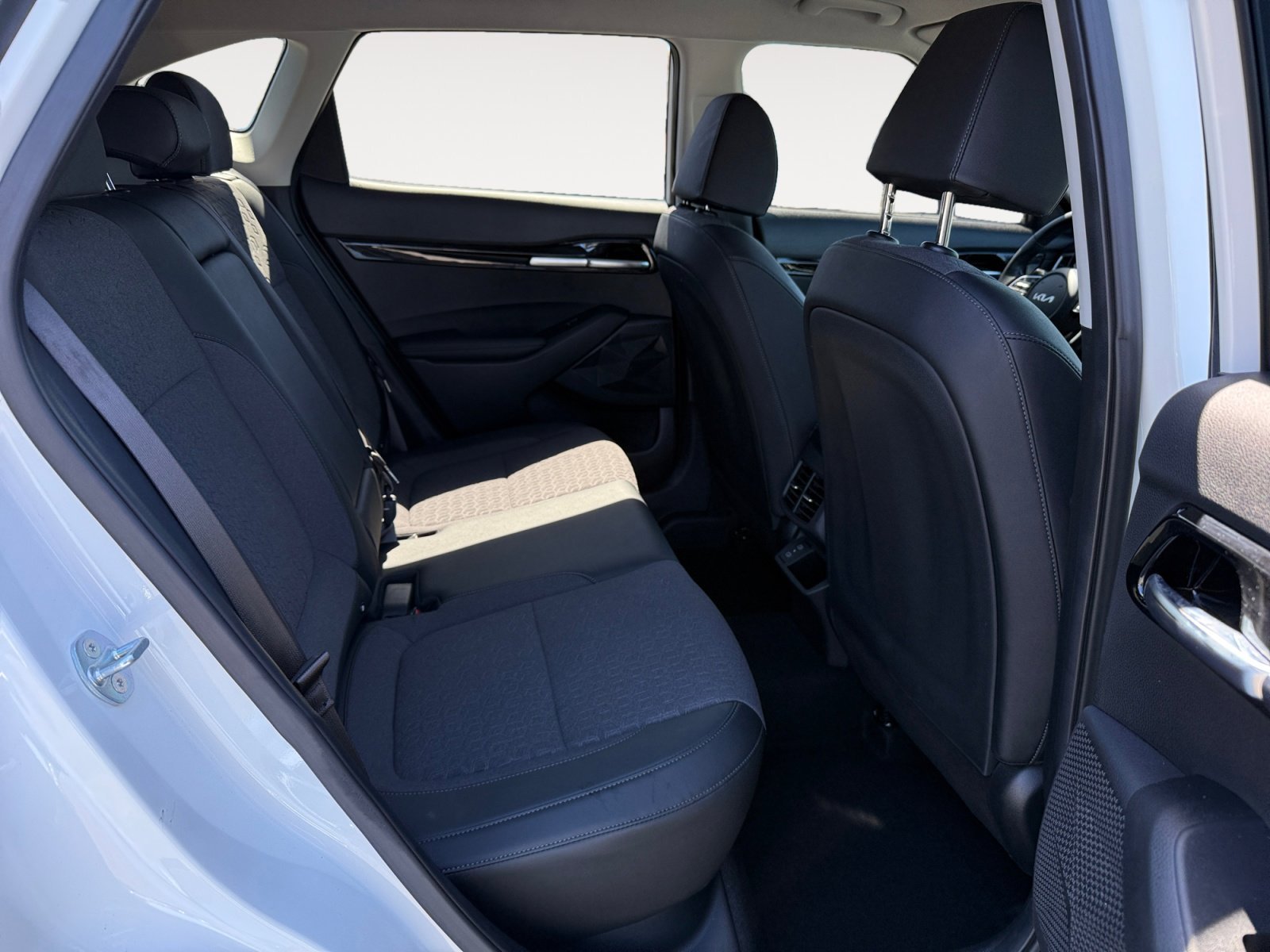 Certified Used 2024 Clear White Kia S image 18