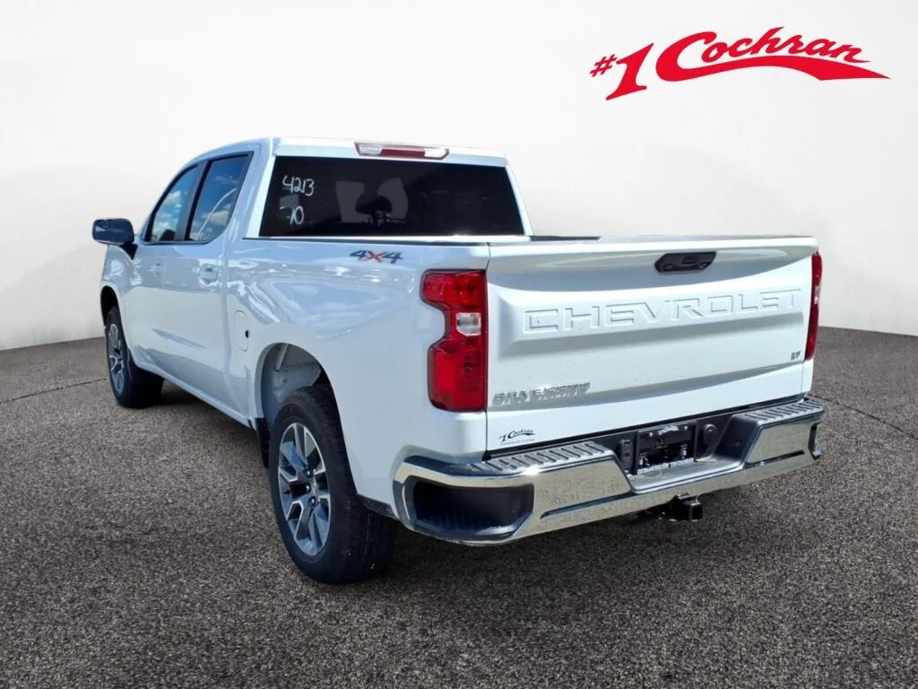 New 2026 Summit White Chevrolet LT image 4