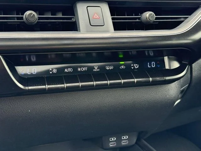 2024 Lexus UX Hybrid 250h - Photo 18