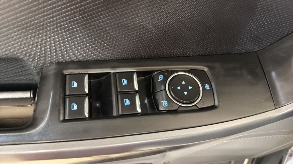 Used 2021 White Ford XLT image 15