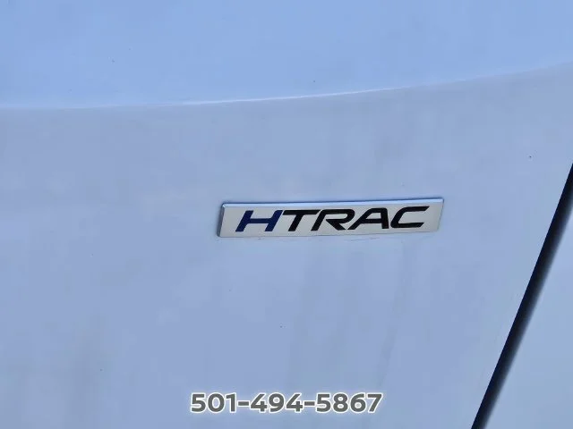 Used 2025 White Hyundai SEL image 14
