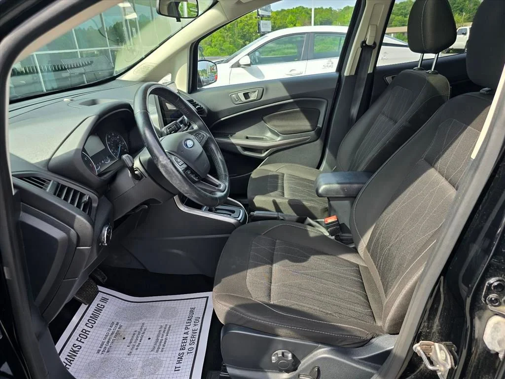 Used 2020 Black Ford SE image 13