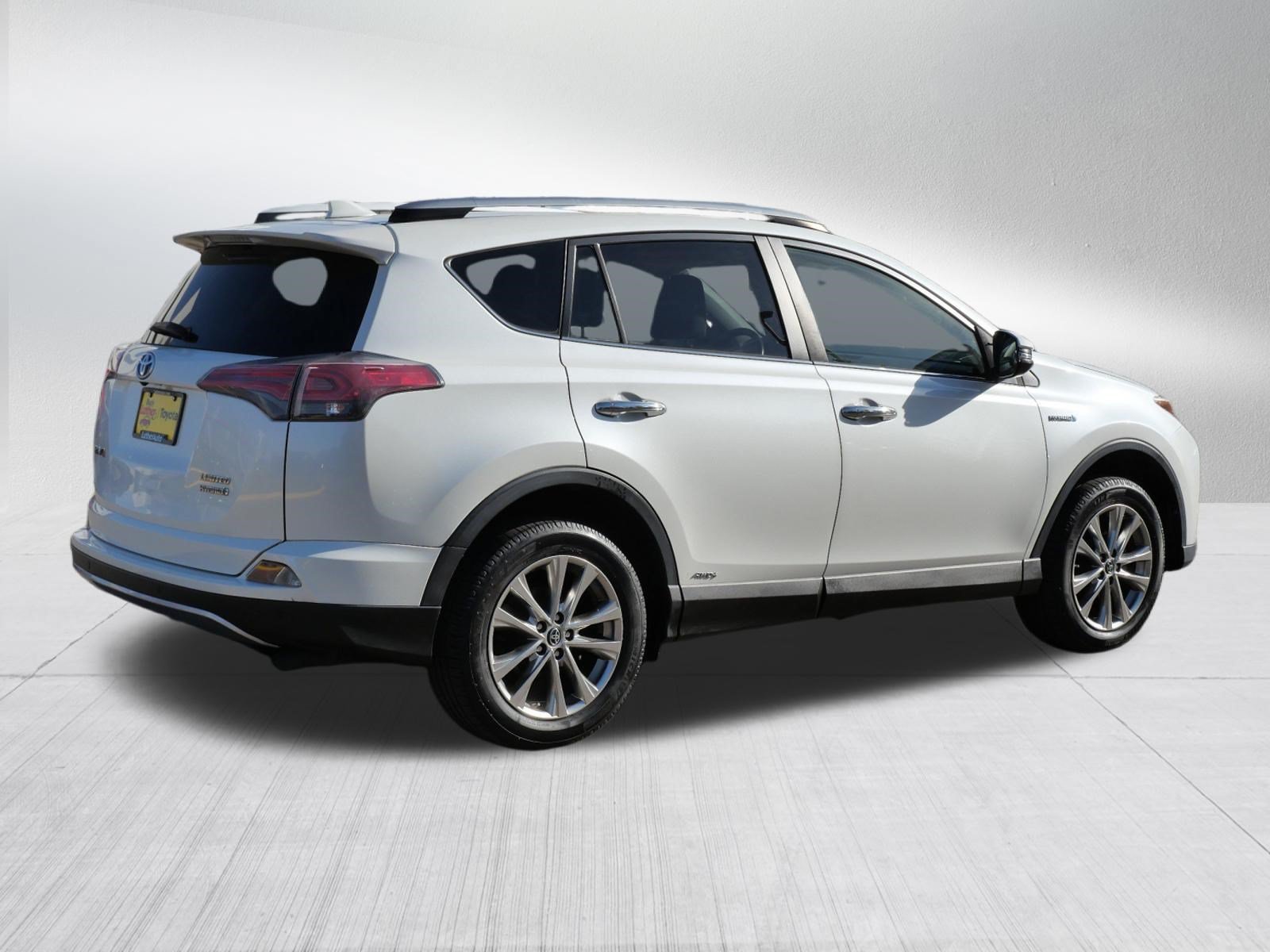Certified Used 2018 Blizzard Pearl Toyota Hybrid Limited image 7