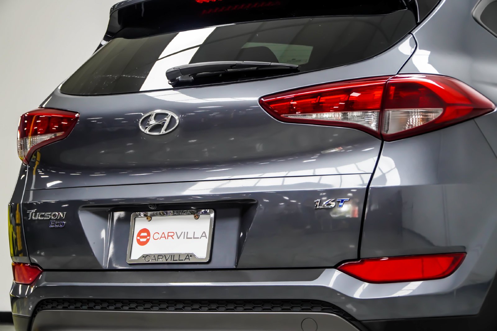 Used 2016 Gray Hyundai Eco image 15