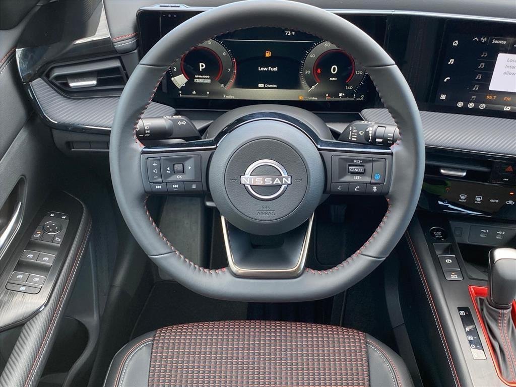 2026 Nissan KICKS SR - Photo 8