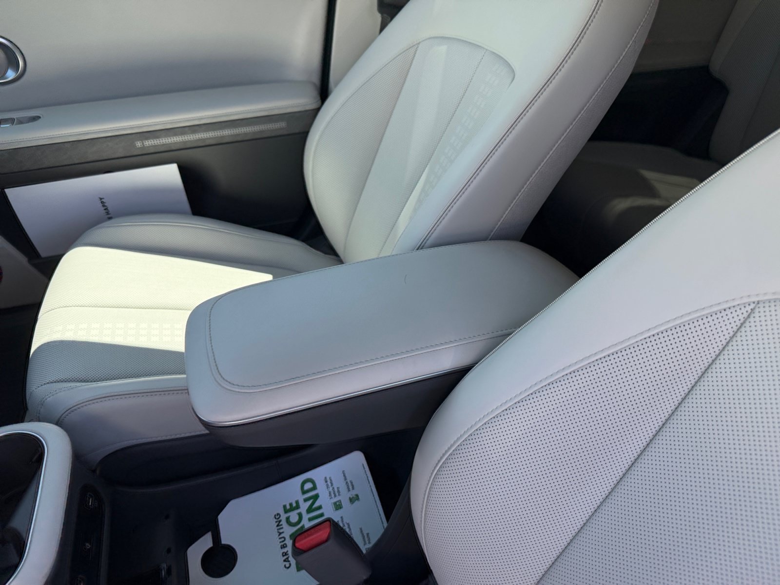 Used 2023 White Hyundai Limited image 14
