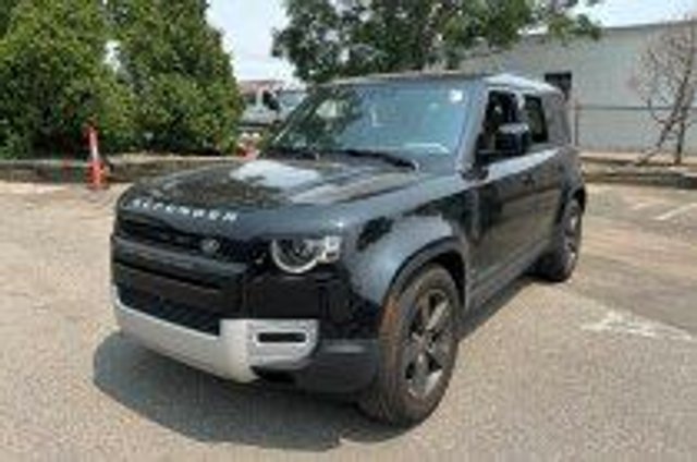 2025 Land Rover Defender 110 S