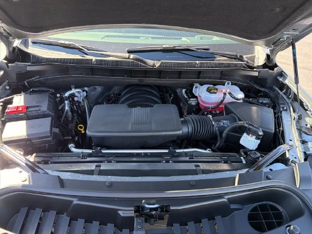 New 2027 Sterling Gray Metallic Chevrolet LT image 26