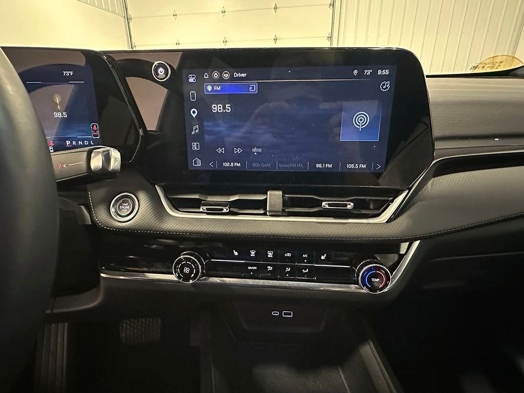 Used 2025 Green Chevrolet LT image 32