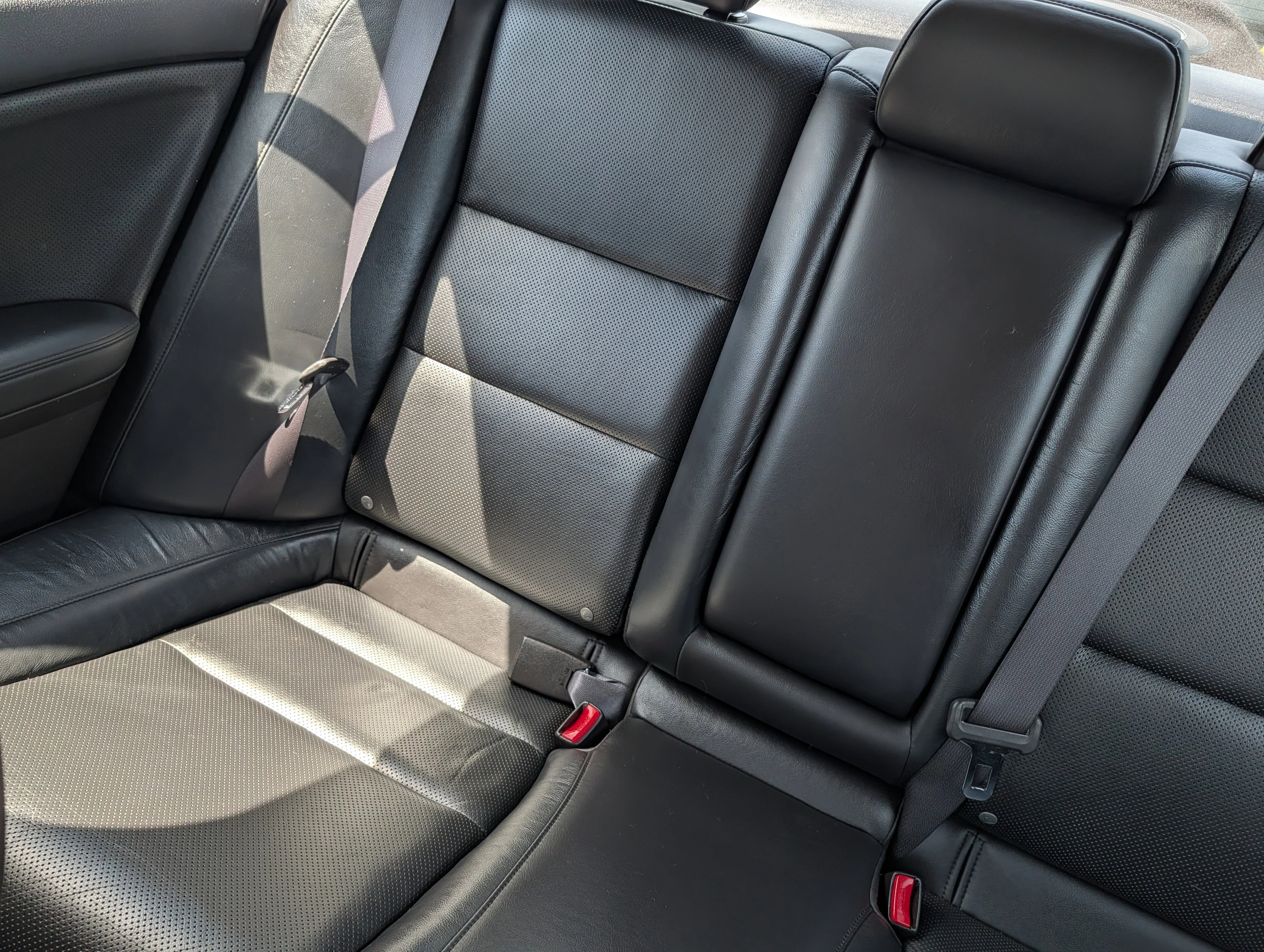 Used 2010 Palladium Metallic Acura  image 12
