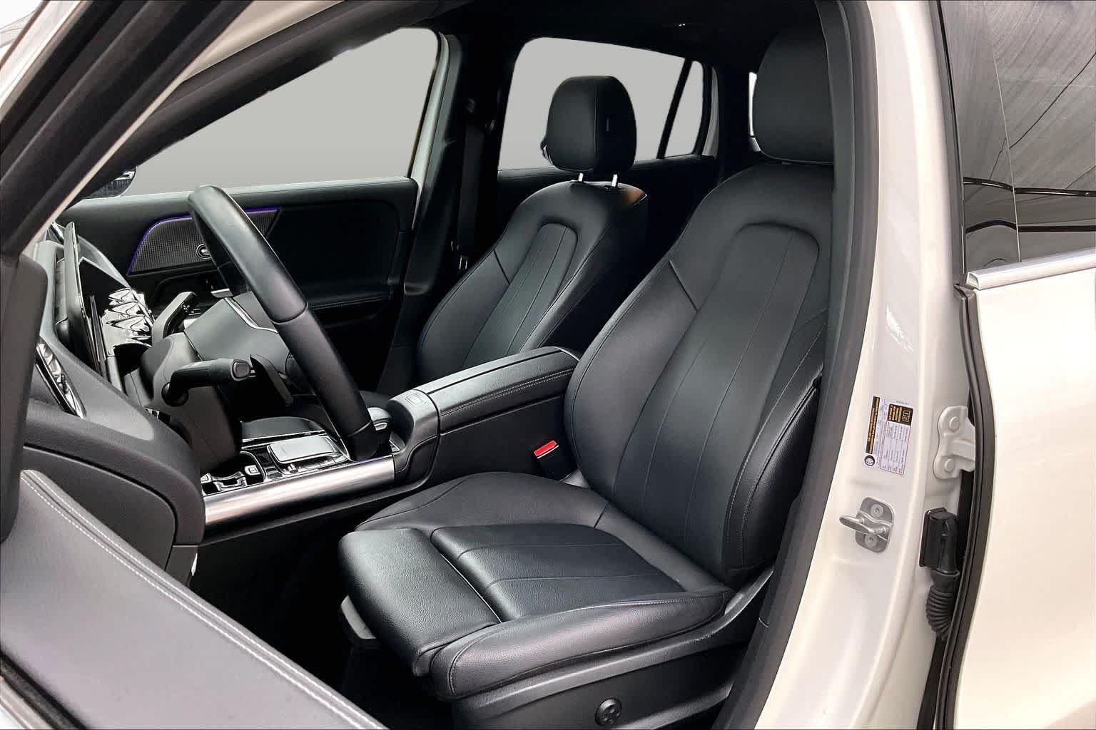 Used 2023 Polar White Mercedes-Benz GLA 250 image 8