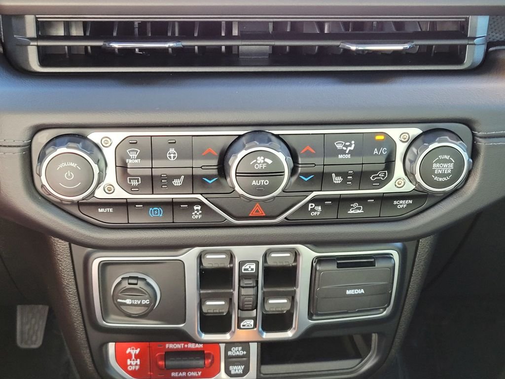 Used 2024 Black Jeep Rubicon 4xe image 21