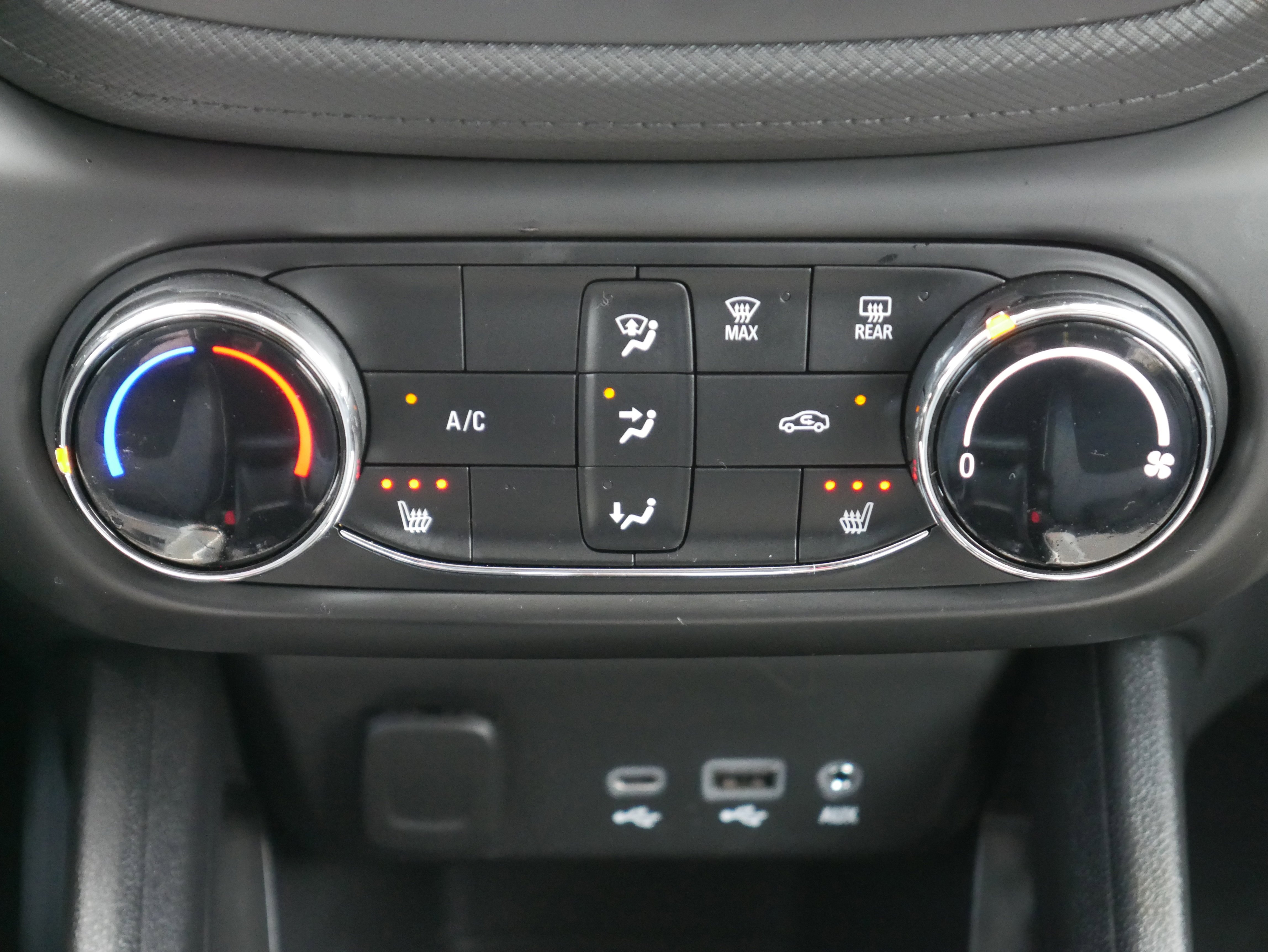 Used 2023 Sterling Gray Metallic Chevrolet LT image 18