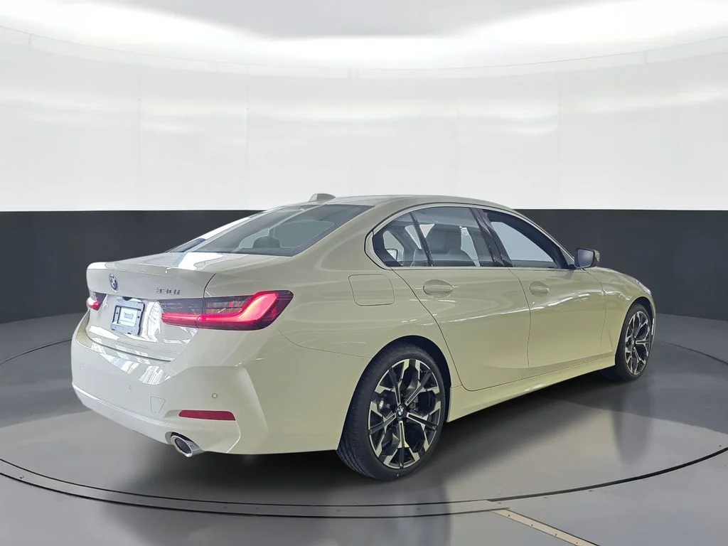 Used 2026 Alpine White BMW 330i image 3