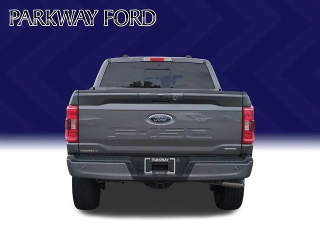 Used 2023 Gray Ford XLT image 4