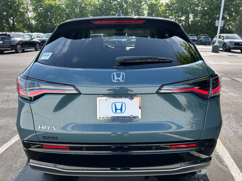 New 2027 Nordic Forest Pearl Honda EX-L image 4