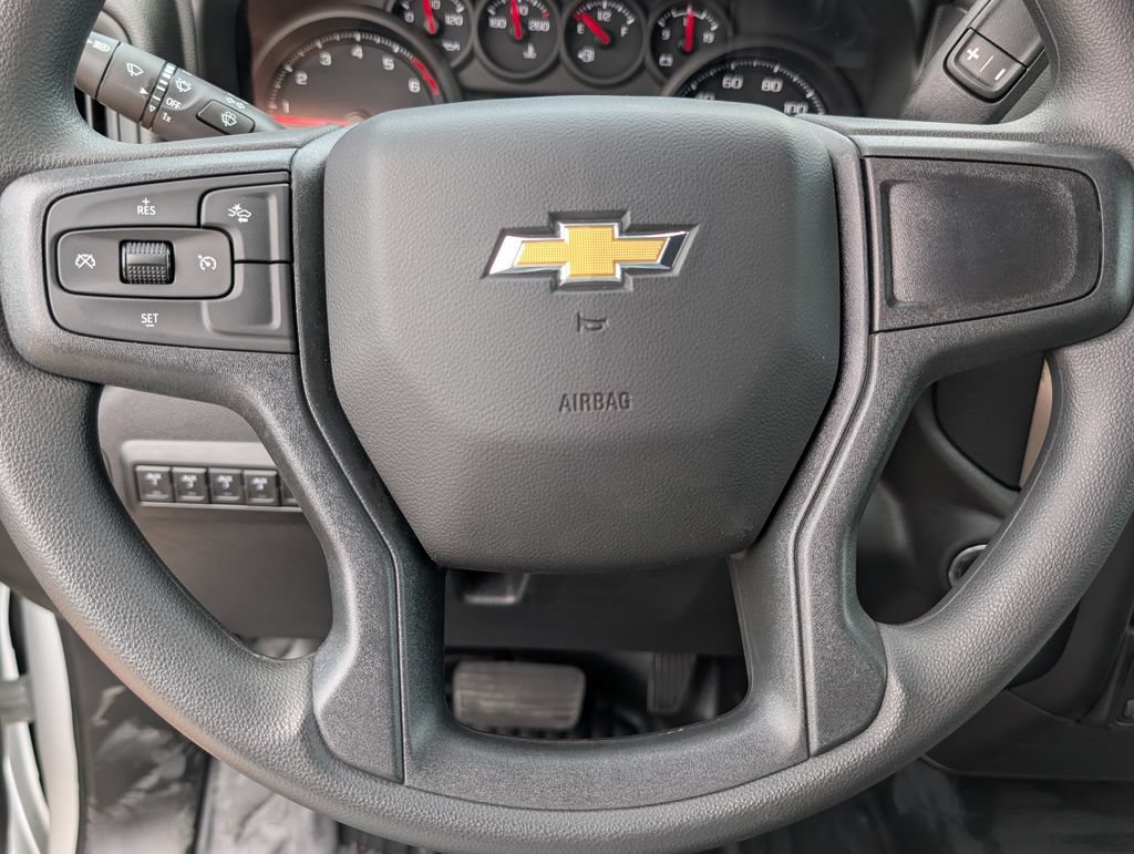 New 2026 Summit White Chevrolet WT image 16