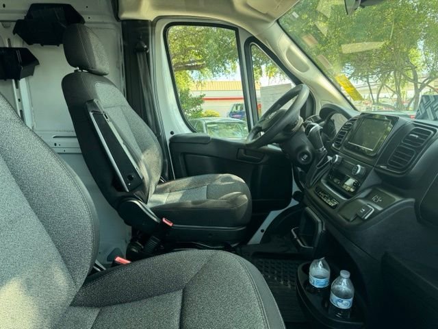 Used 2023 White Ram High Roof image 5