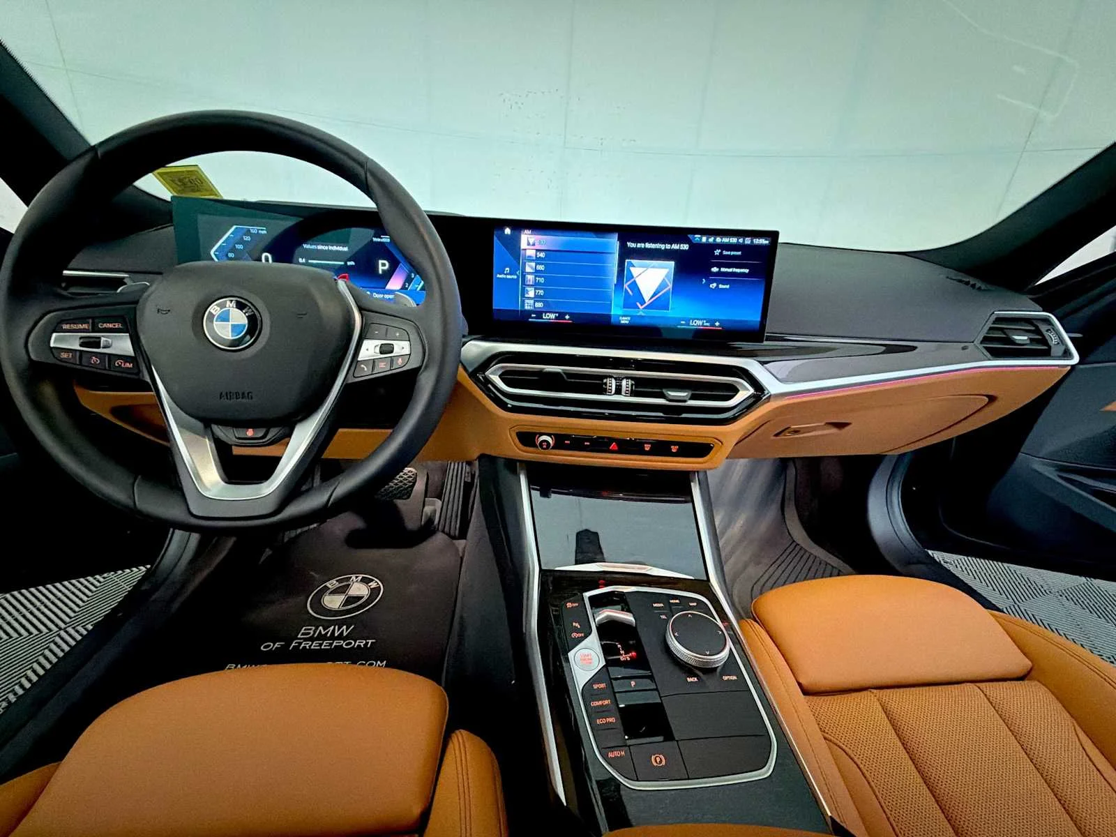 2024 BMW 3 Series 330i - Photo 14