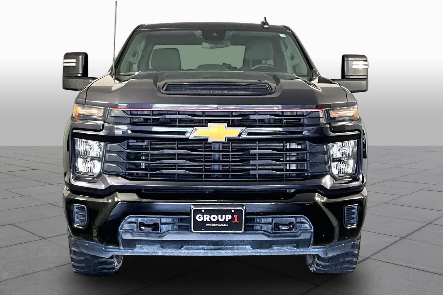 Used 2024 Dark Ash Metallic Chevrolet Custom image 4