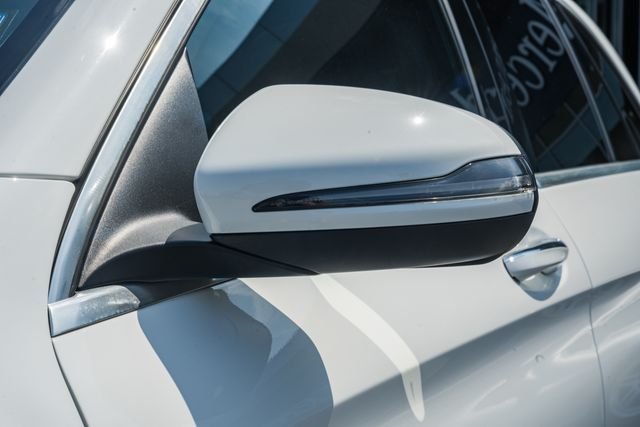 Used 2022 Polar White Mercedes-Benz GLC 43 AMG® image 19
