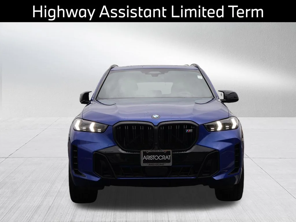 Certified Used 2026 Blue BMW M60i image 18