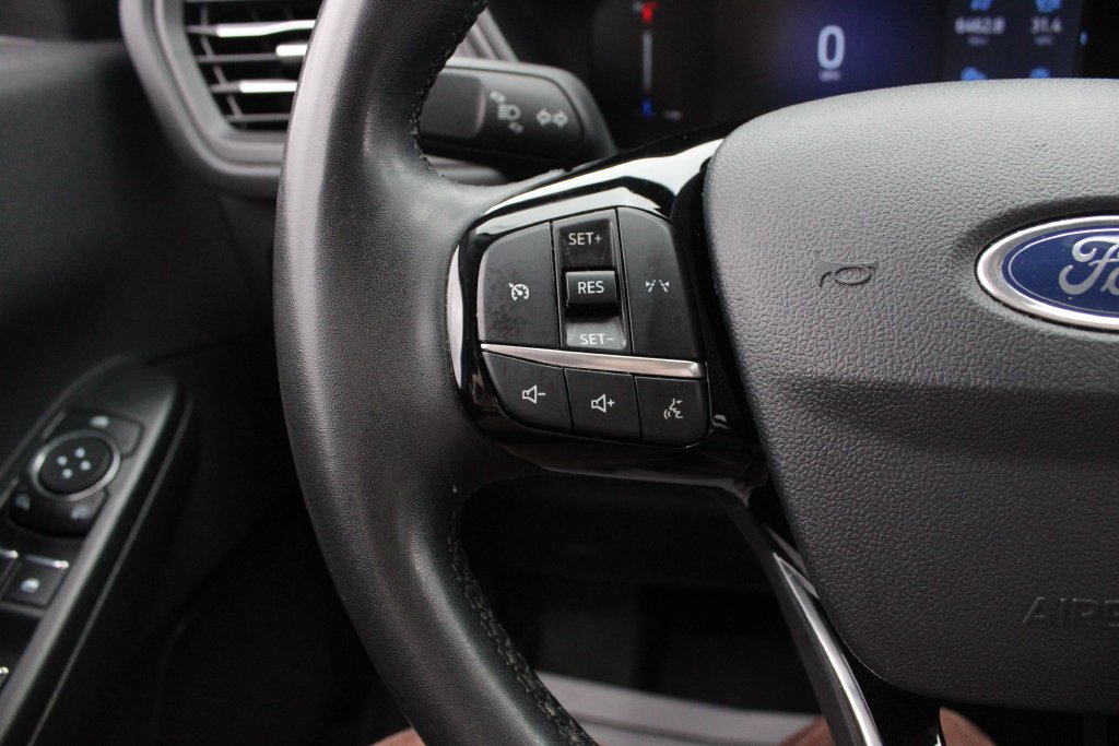 Used 2023 Vapor Blue Ford Active image 11