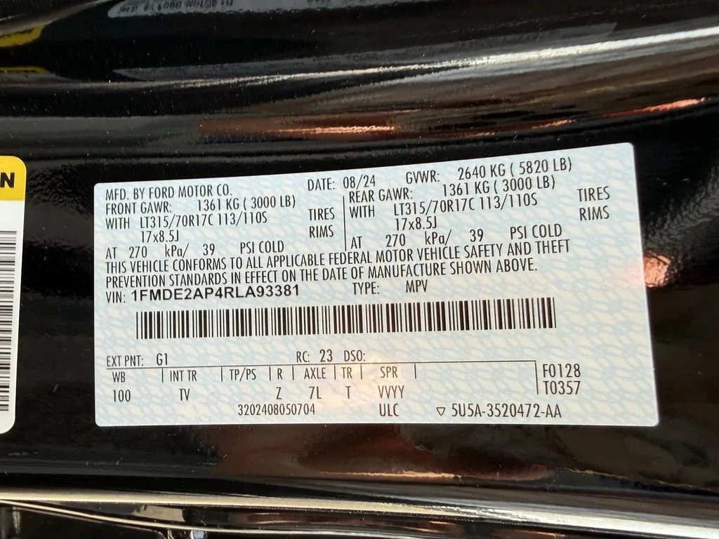 Used 2024 Black Ford Wildtrak image 33