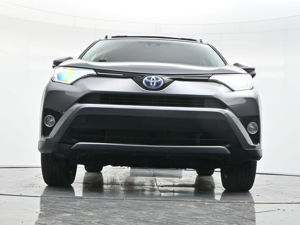 Used 2017 Magnetic Gray Metallic Toyota XLE image 45