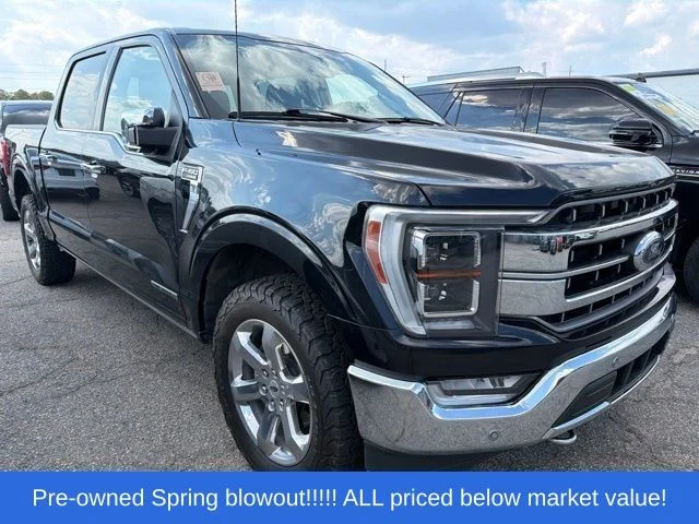 Used 2023 Black Ford Lariat image 9